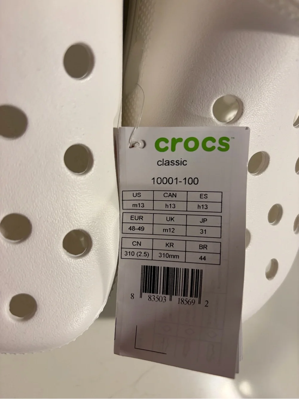 Crocs men’s Classic Clog in White